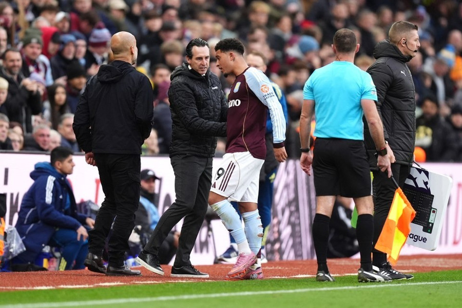 Jadon Sancho chịu ‘nỗi đau tột cùng’ Jadon Sancho chịu ‘nỗi đau tột cùng’