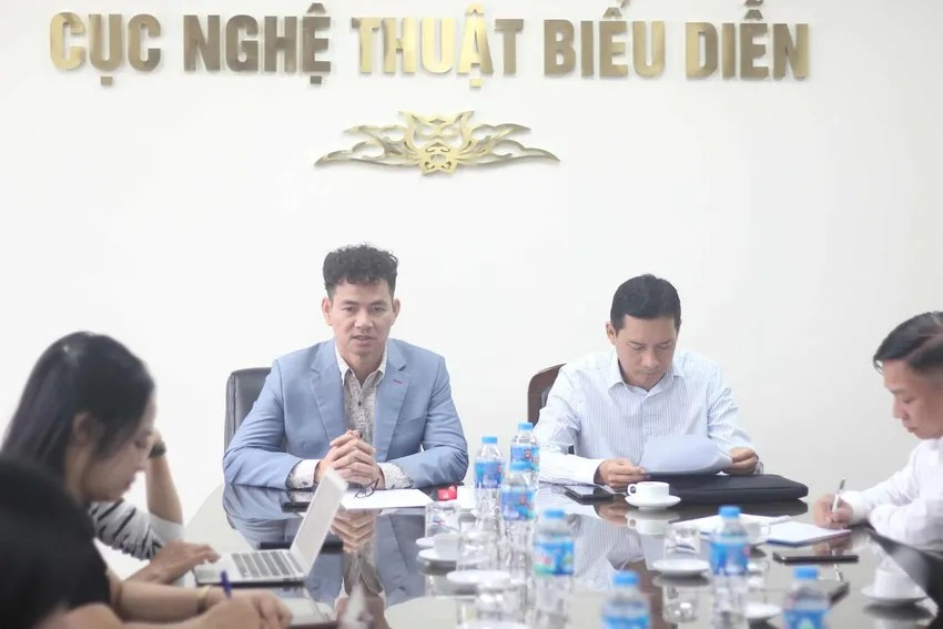 Siết chặt quản lý, xử lý nghiêm các ca khúc lệch chuẩn
