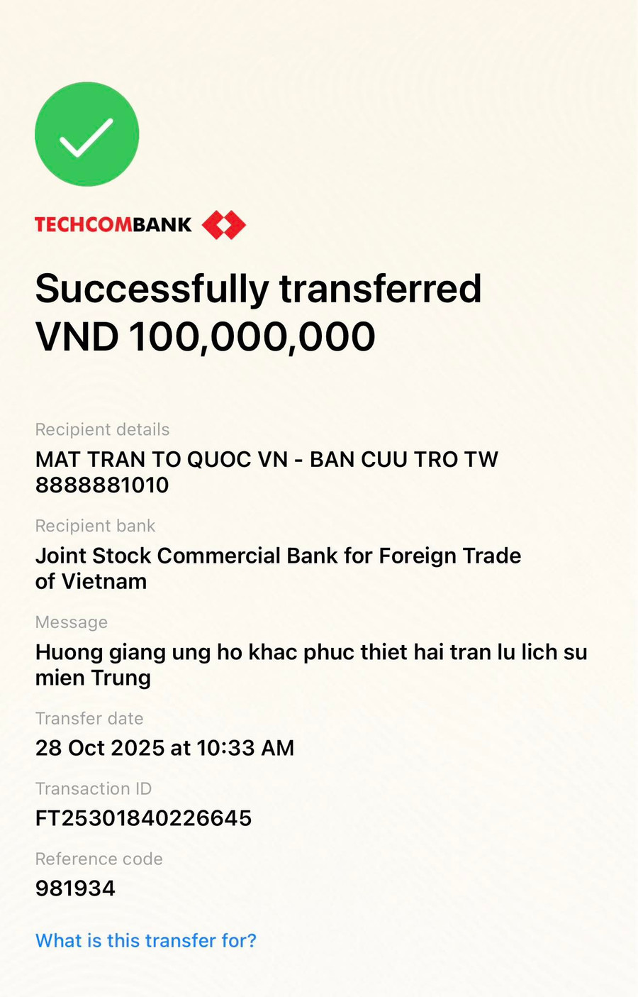 Hương Giang ủng hộ 100 triệu đồng giúp miền Trung vượt qua trận lũ lịch sử Hương Giang ủng hộ 100 triệu đồng giúp miền Trung vượt qua trận lũ lịch sử