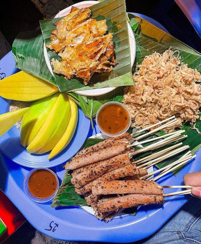 Food tour mùa thu Hà Nội với loạt món ngon không thể bỏ lỡ