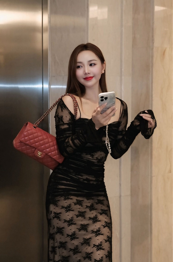 Quỳnh Kool đổi gió màu tóc, nhận về nhiều sự chú ý từ khán giả