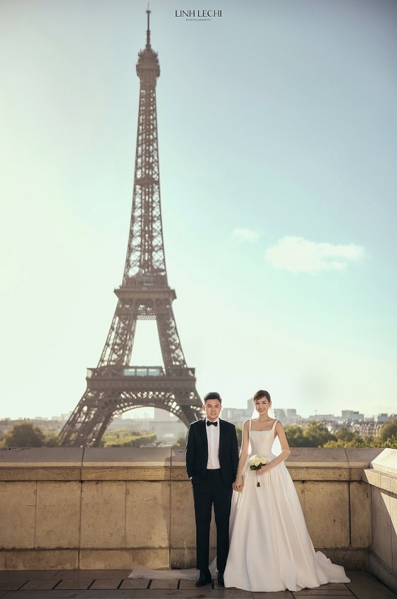 Hoa hậu Đỗ Thị Hà tung ảnh cưới lãng mạn bên trời Âu khiến fan ngỡ ngàng Hoa hậu Đỗ Thị Hà tung ảnh cưới lãng mạn bên trời Âu khiến fan ngỡ ngàng