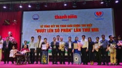 Trao giải Cuộc thi viết “Vượt lên số phận” lần thứ VIII: Tôn vinh nghị lực và khát vọng sống