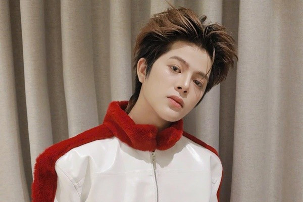 Quang Anh RHYDER ủng hộ trăm triệu đồng cho bà con miền Trung Quang Anh RHYDER ủng hộ trăm triệu đồng cho bà con miền Trung