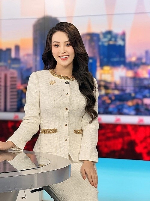 Thụy Vân giấu khéo chuyện có bầu, sinh con thứ 2 Thụy Vân giấu khéo chuyện có bầu, sinh con thứ 2