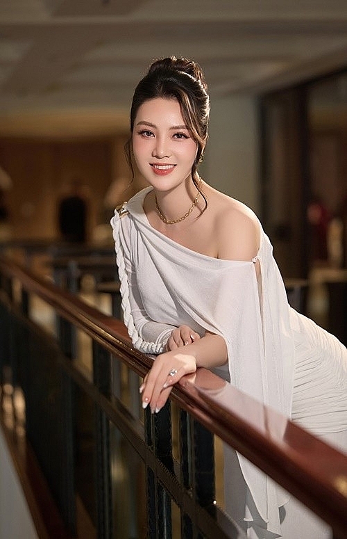 Thụy Vân giấu khéo chuyện có bầu, sinh con thứ 2 Thụy Vân giấu khéo chuyện có bầu, sinh con thứ 2