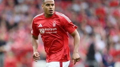 Man United tiếp tục theo đuổi thương vụ Murillo