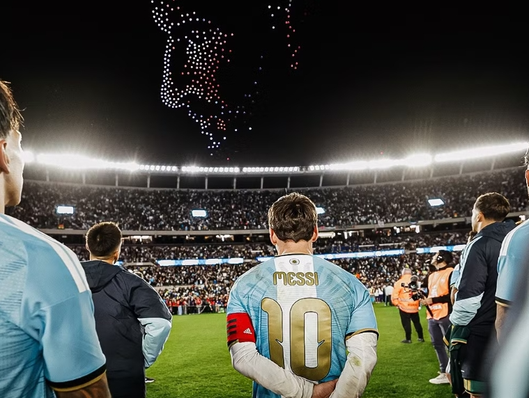 Messi khép lại 21 năm khoác áo đội tuyển Argentina