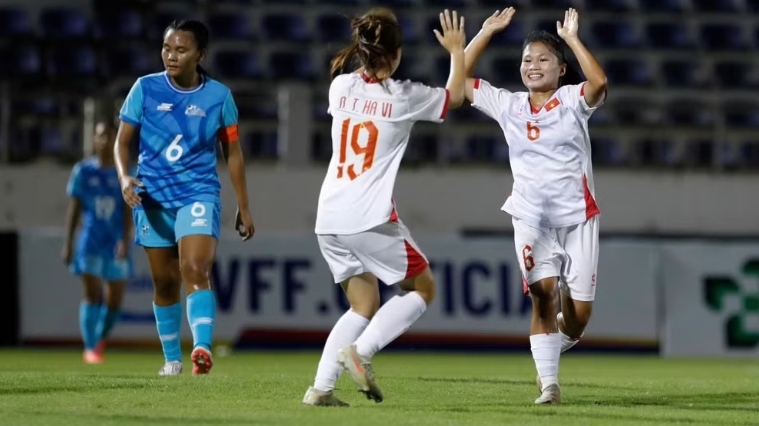 U17 nữ Việt Nam thắng 20-0, vươn lên dẫn đầu bảng D
