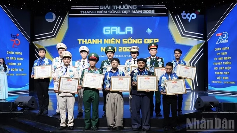 Diễn viên phim "Trại buôn người" trở thành "Thanh niên sống đẹp" năm 2026