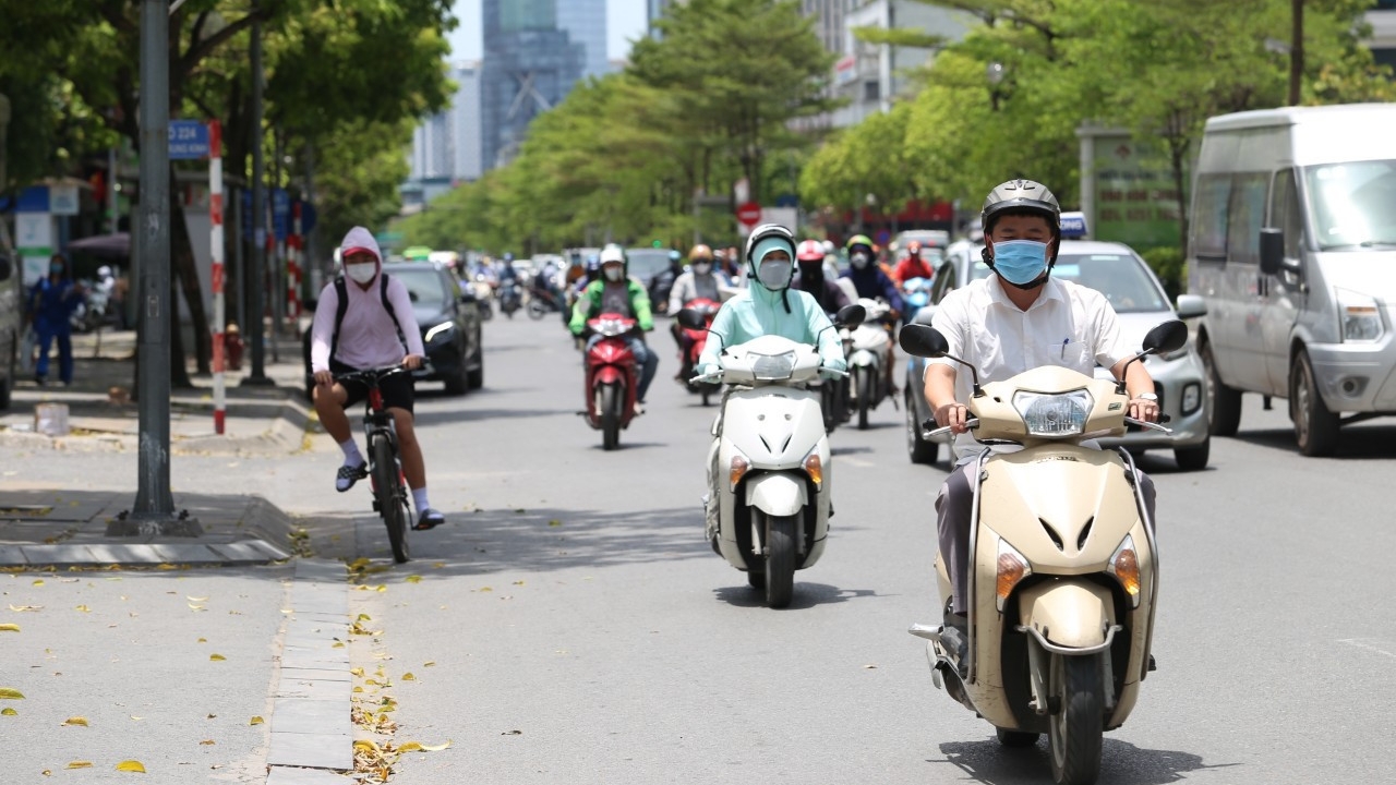Dự báo thời tiết đêm nay và ngày mai 14/10: Hà Nội và các khu vực trên cả nước