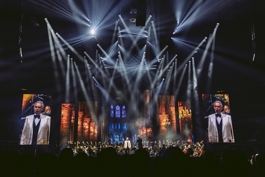 Danh ca huyền thoại Ý Maestro Andrea Bocelli lần đầu đến Việt Nam