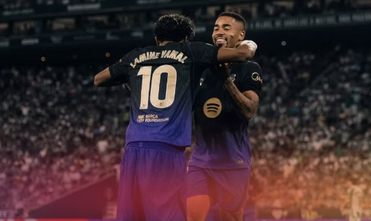 Barcelona san bằng kỷ lục 58 năm của Real Madrid