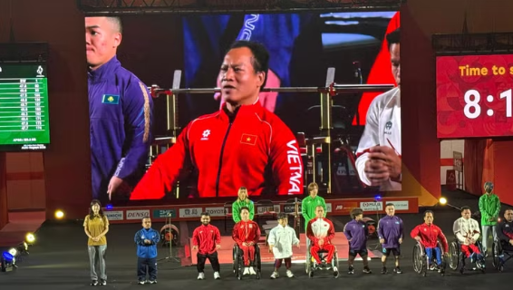 Lê Văn Công "mở hàng" huy chương cho thể thao người khuyết tật Việt Nam