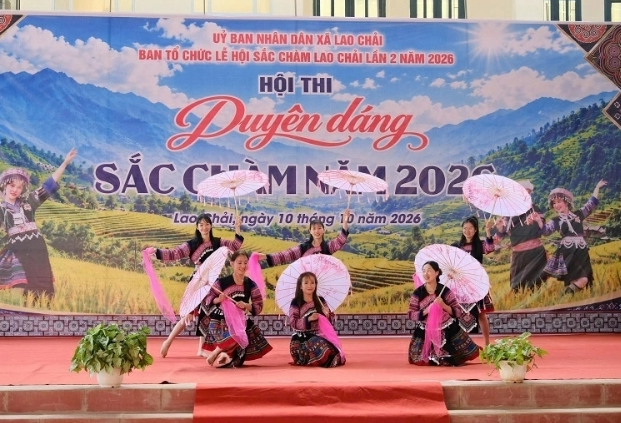 Giữ sắc chàm giữa mùa vàng Lao Chải (Lào Cai)