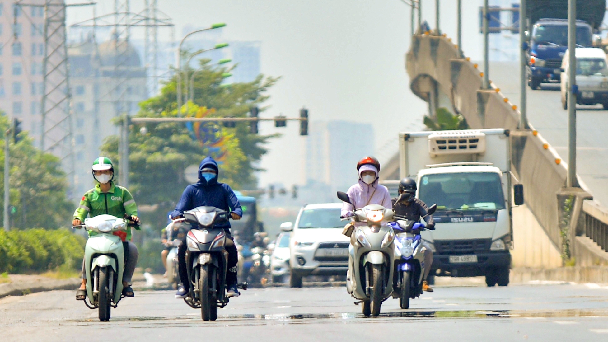 Dự báo thời tiết đêm nay và ngày mai 21/10: Hà Nội và các khu vực trên cả nước