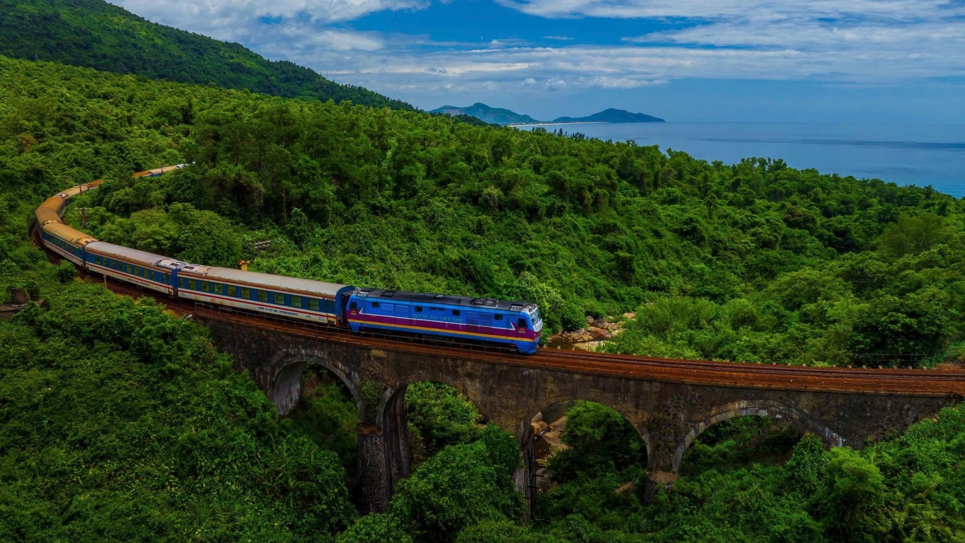 Hai chuyến tàu Việt Nam lọt top 20 đẹp nhất thế giới năm 2026