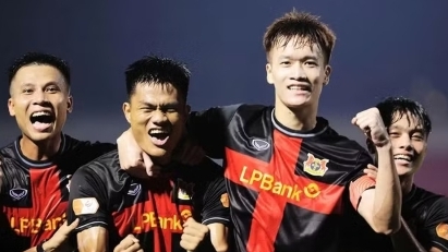 CLB Ninh Bình giành 3 danh hiệu tại V-League