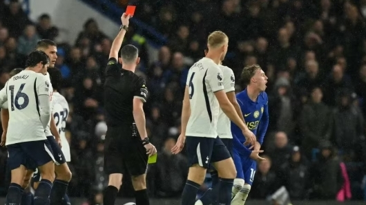 Tottenham làm được điều "hiếm có" trước Chelsea