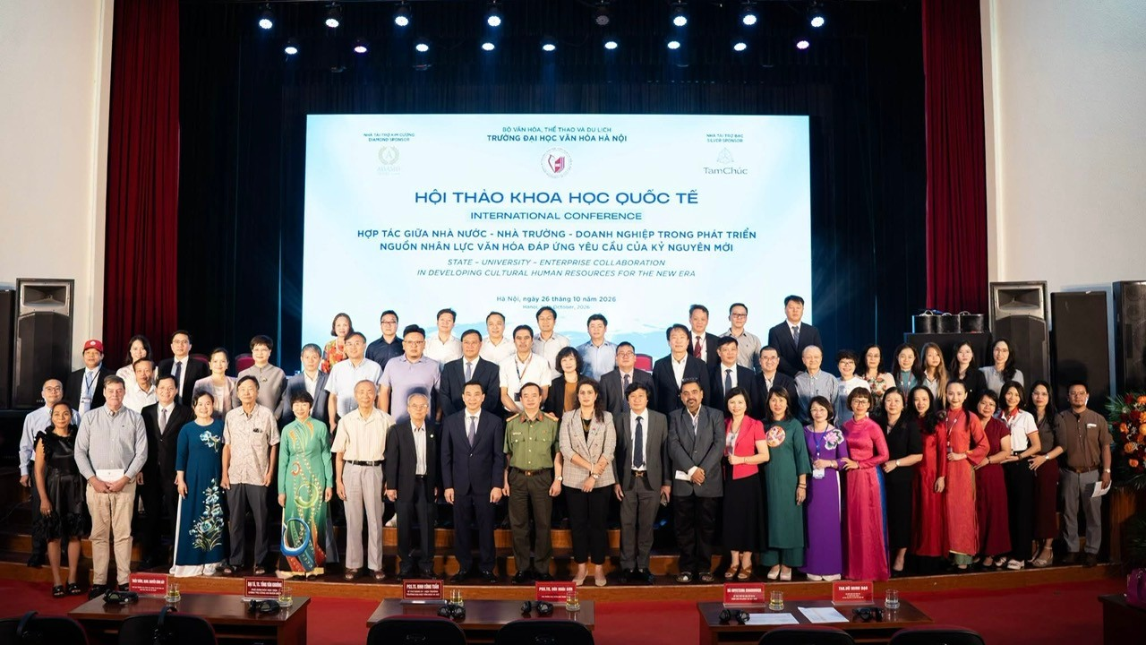 Gắn đào tạo với thực tiễn, phát triển nguồn nhân lực văn hóa Gắn đào tạo với thực tiễn, phát triển nguồn nhân lực văn hóa