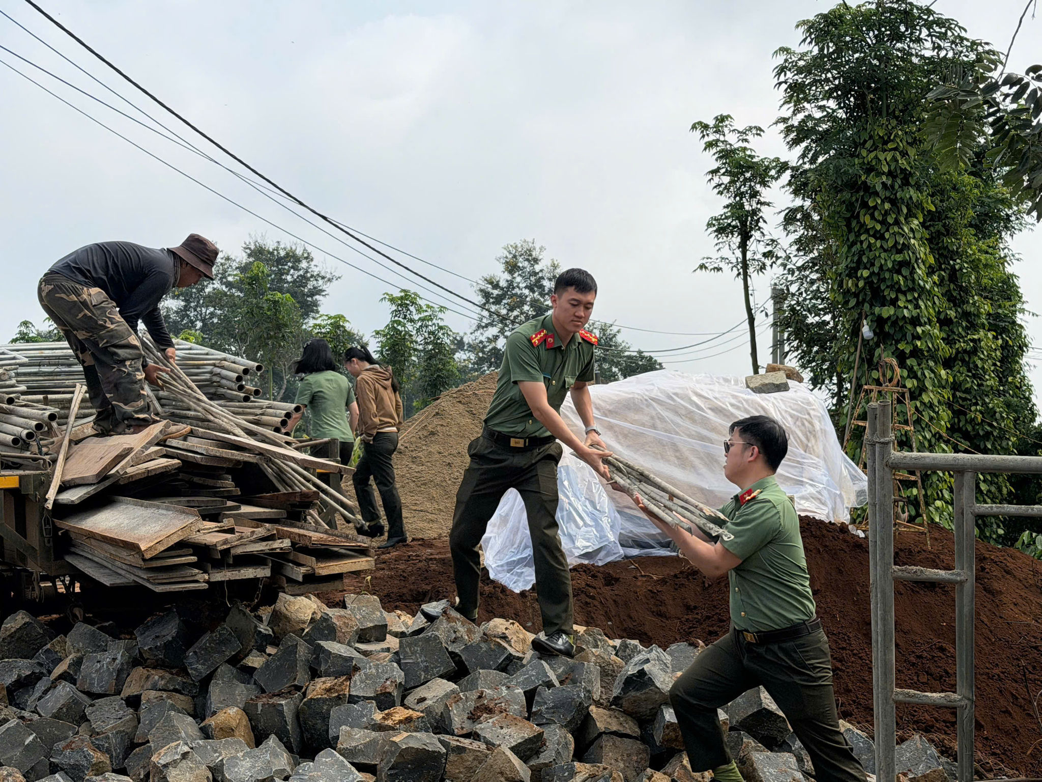 Lâm Đồng: Ấm áp những mái nhà nghĩa tình