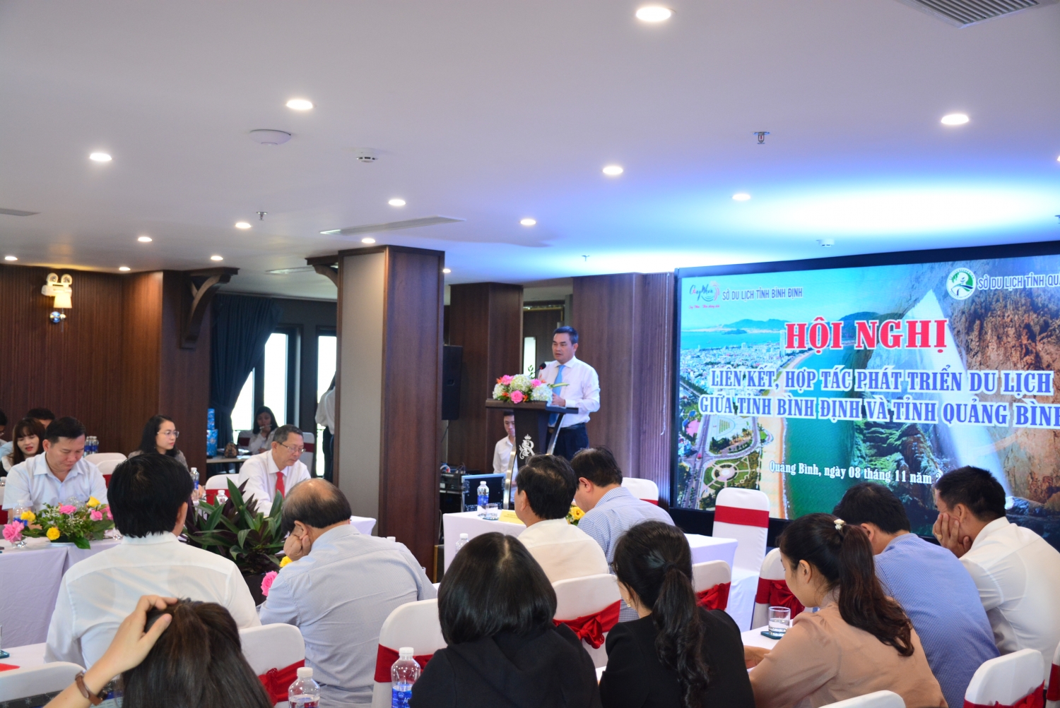 Hợp tác phát triển du lịch hai tỉnh Quảng Bình - Bình Định