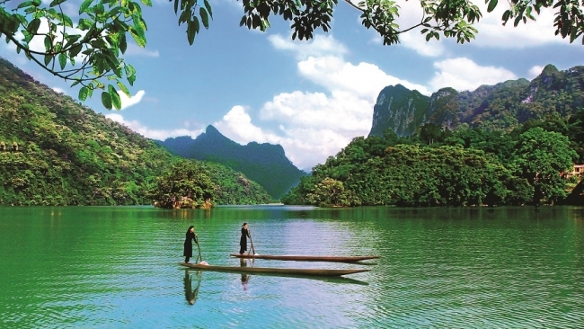 Hồ Ba Bể - Top 20 hồ nước ngọt đẹp nhất thế giới
