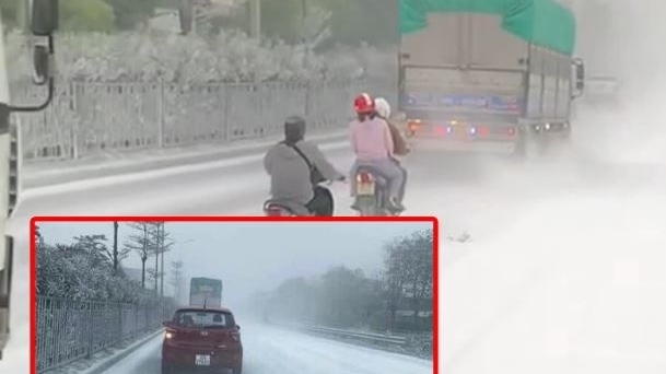 Xuất hiện hình ảnh đoạn đường ở Hà Nội trắng xóa ngỡ như tuyết: Sự thật là gì?