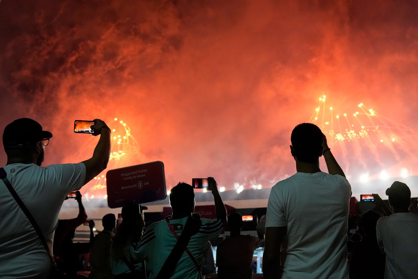 Lễ khai mạc World Cup 2022 hoành tráng và đẹp mắt tại Qatar