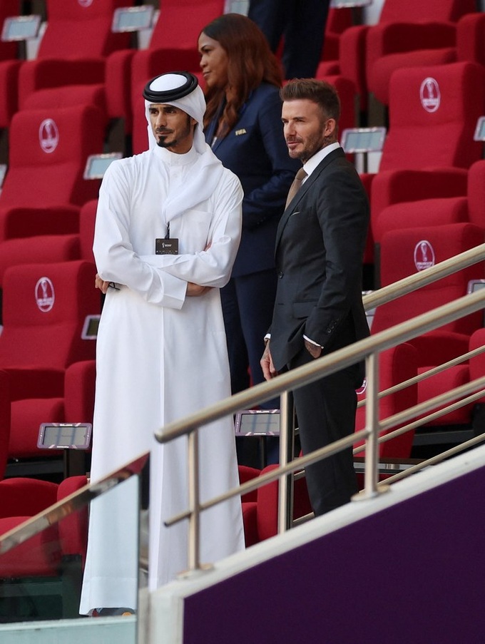 Bức ảnh gây sốt của David Beckham và hoàng thân Qatar