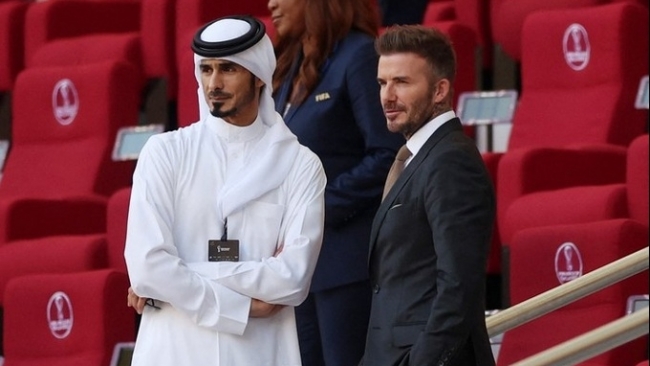 Bức ảnh gây sốt của David Beckham và hoàng thân Qatar