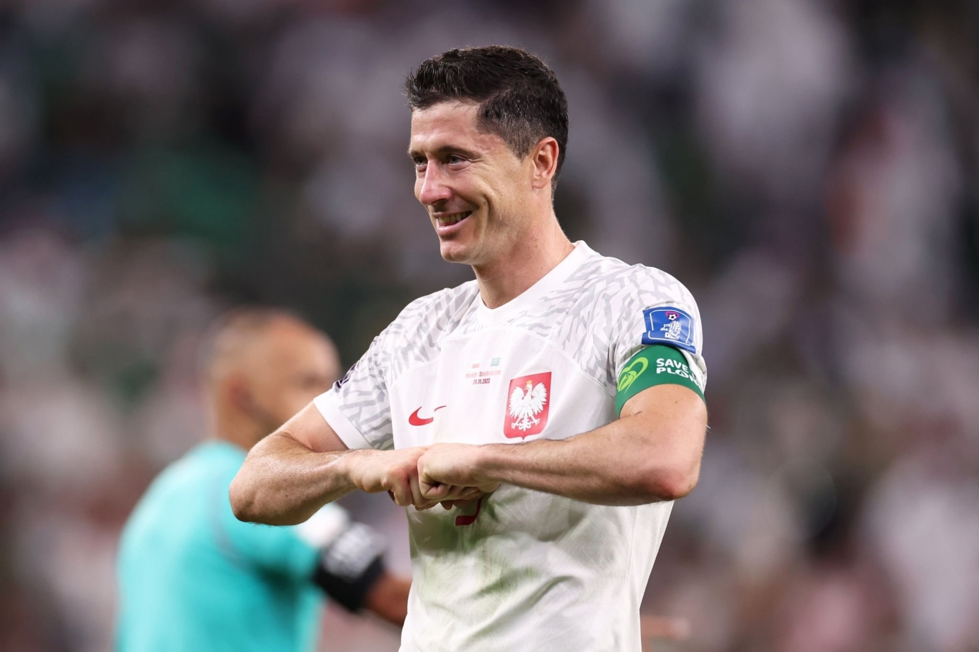 Lewandowski bật khóc ăn mừng bàn thắng đầu tiên ở World Cup