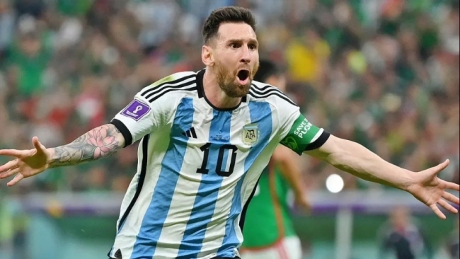 Người đại diện tiết lộ về tương lai của Messi