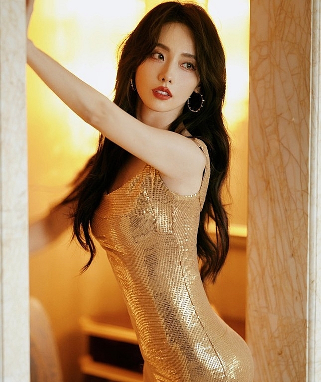 Angelababy và Trương Gia Nghê bị cấm phát ngôn