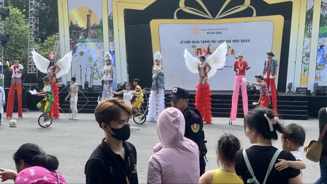 Điểm hẹn văn hoá, ẩm thực cuối tuần tại Lễ hội Quà tặng du lịch Hà Nội 2023