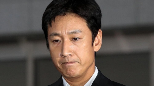 Lee Sun Kyun cuối cùng đã thừa nhận sử dụng ma túy, nhưng nói không cố ý