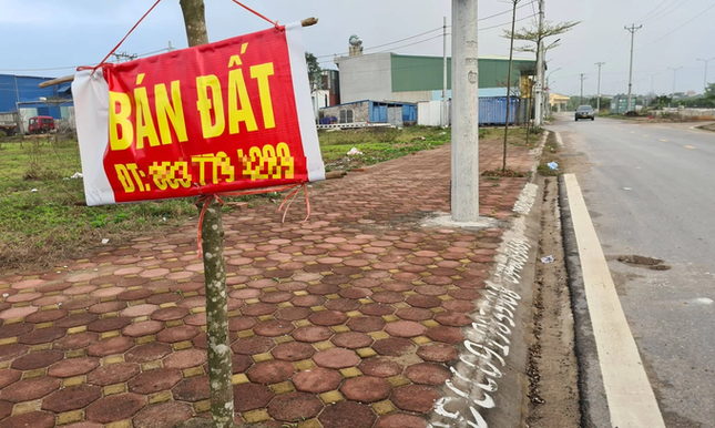 Gần trăm lô đất đấu giá ở Bắc Giang bị bỏ cọc hàng chục tỷ đồng ảnh 2