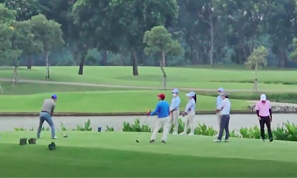 Giám đốc Sở chơi golf trong giờ làm việc, Phó Thủ tướng yêu cầu Bắc Ninh báo cáo
