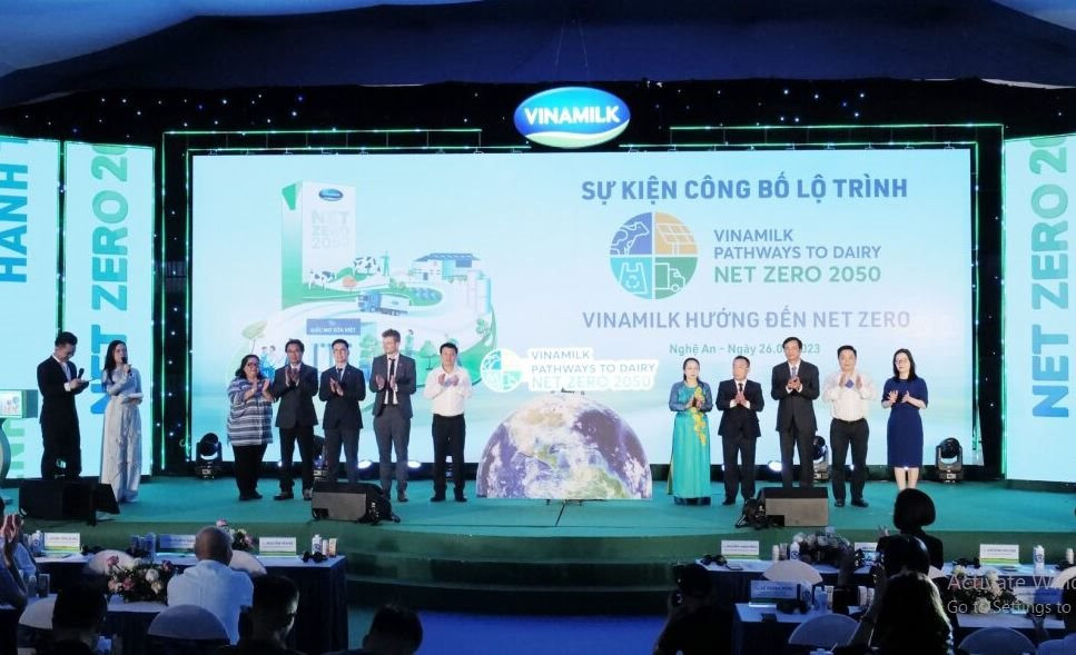 Vinamilk được vinh danh “Doanh nghiệp đạt chuẩn văn hóa kinh doanh Việt Nam”