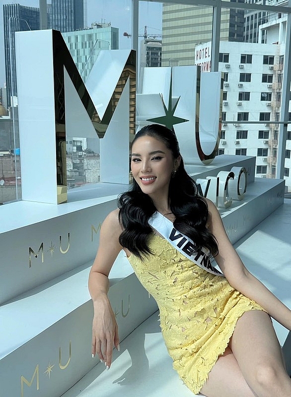 Kỳ Duyên lên đồ Kỳ Duyên lên đồ