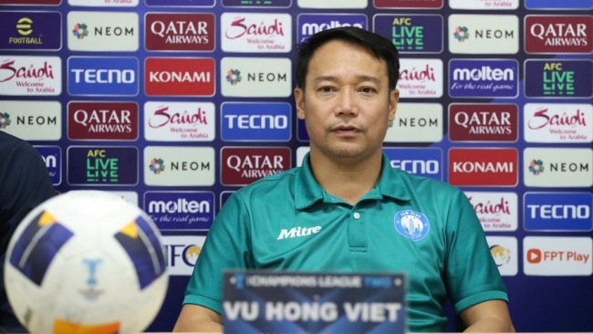 HLV Vũ Hồng Việt nói gì về trận thắng Tampines Rovers?