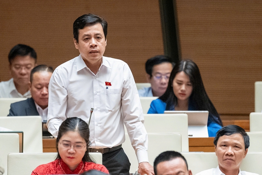 Giải pháp nào để ổn định thị trường ngoại hối?