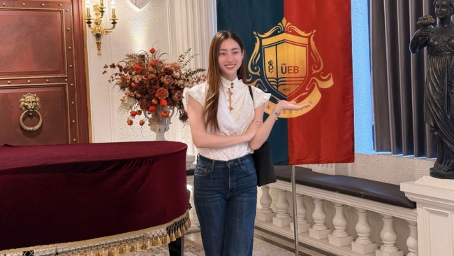 Hoa hậu Lương Thùy Linh học thẳng lên tiến sĩ sau 5 năm đăng quang