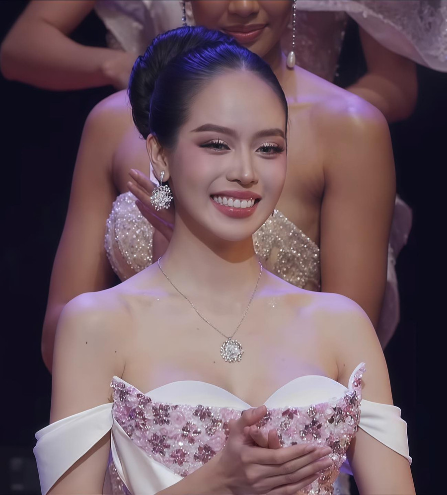 Hoa hậu Thanh Thủy đăng quang Miss International 2024