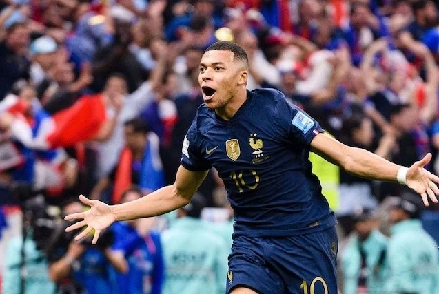 Mbappe nguy cơ bị tuyển Pháp ngó lơ