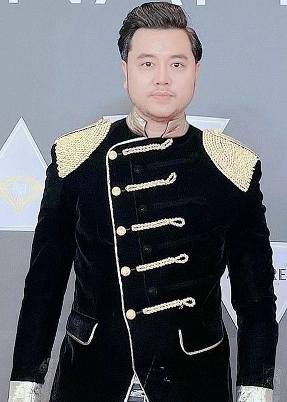 Sao nam Việt từng yêu nữ tỷ phú hơn 32 tuổi giờ ra sao? Sao nam Việt từng yêu nữ tỷ phú hơn 32 tuổi giờ ra sao?
