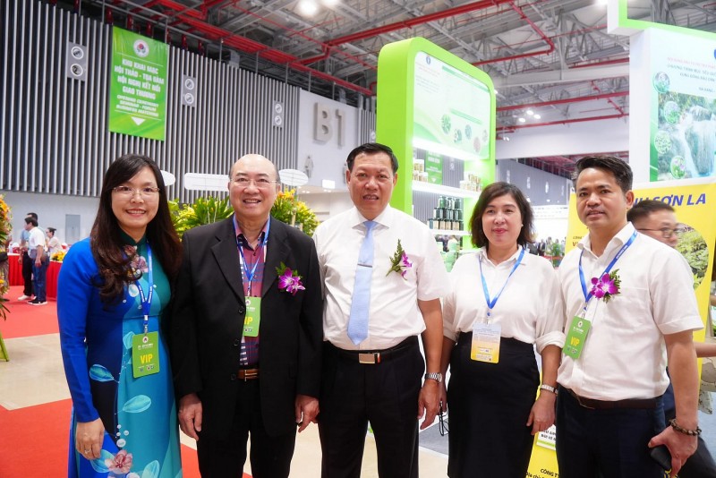 VIETRAMED EXPO 2024: Cơ hội xúc tiến thương mại cho thuốc cổ truyền và các sản phẩm từ dược liệu