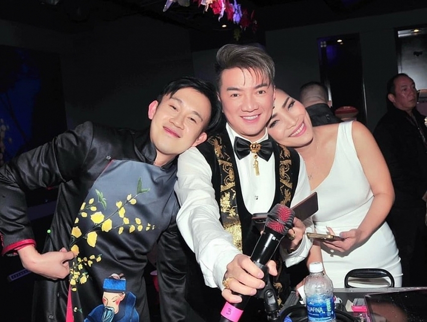 Tình bạn hiếm có giữa Đàm Vĩnh Hưng - Hồng Ngọc Tình bạn hiếm có giữa Đàm Vĩnh Hưng - Hồng Ngọc