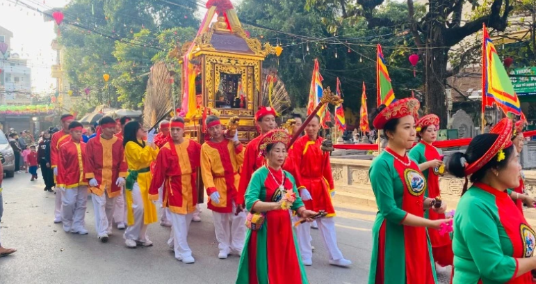 Làng lụa Vạn Phúc hút khách trong Tuần Văn hóa-Du lịch