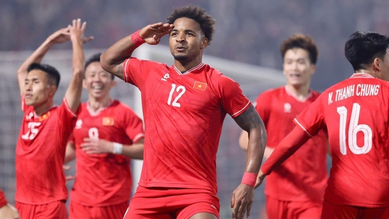 HLV Kim Sang Sik triệu tập Xuân Son lên tuyển Việt Nam